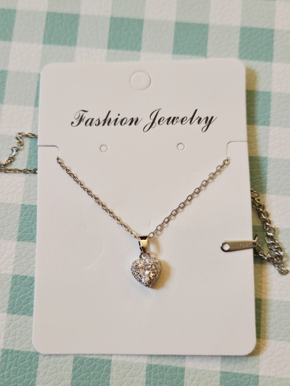 Fashion Jewelry Silver Crystal Heart Necklace